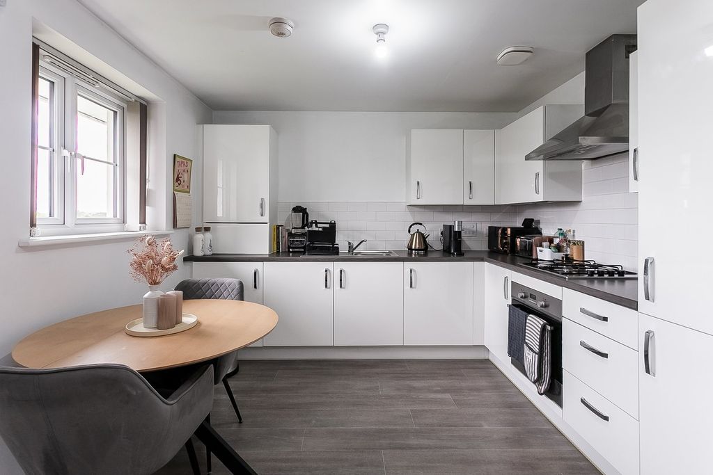 Additional image 12 of 2 bed flat for saleKidlaw Close, Edinburgh EH16