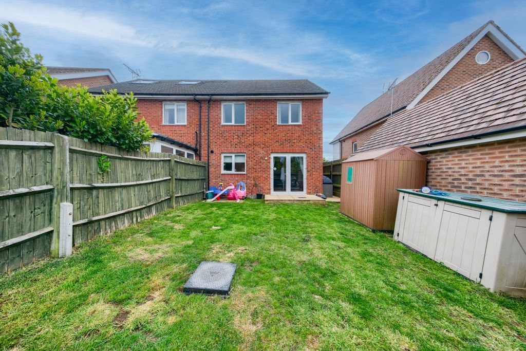 Additional image 12 of 3 bed semi-detached house for saleBoehm Drive, Alcester B49