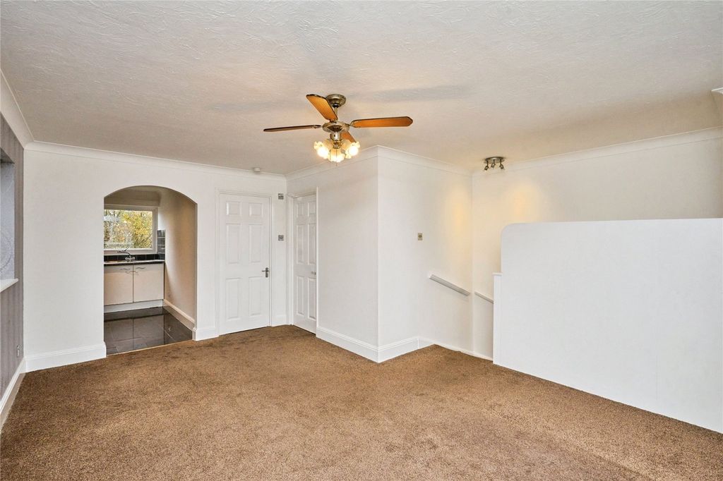 Additional image 10 of 1 bed flat for saleThe Warren, Sandown, Isle Of Wight PO36