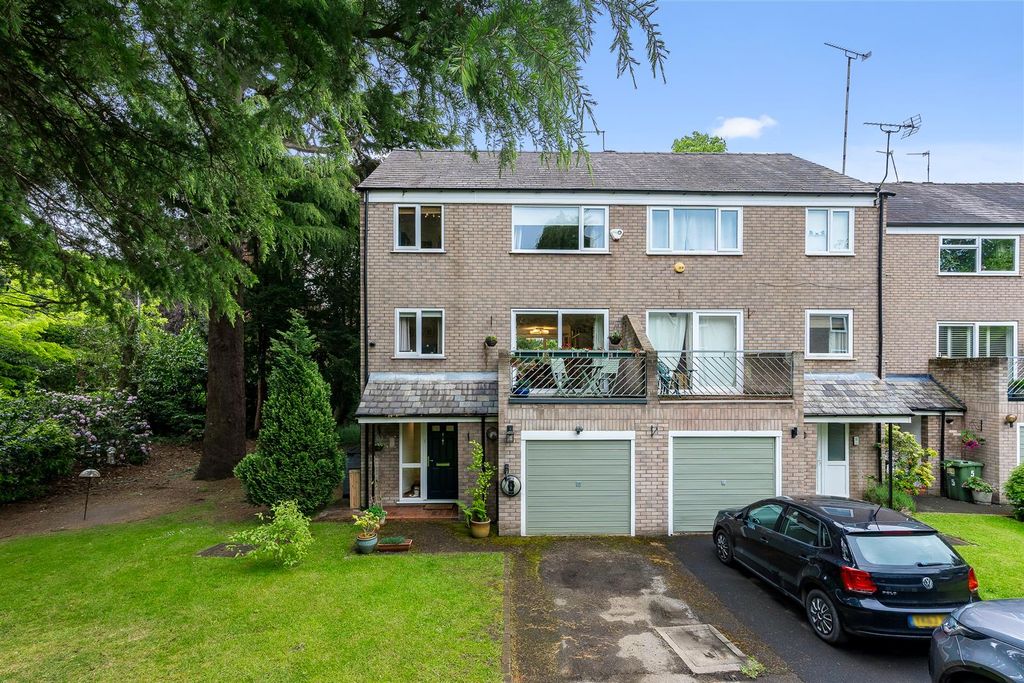 4 bed town house for saleDunham Rise, Altrincham WA14