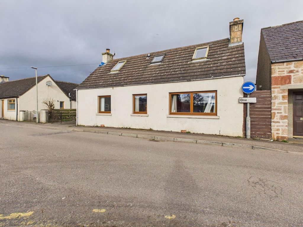 Additional image 3 of 3 bed detached house for sale65 Averon Road, Alness IV17