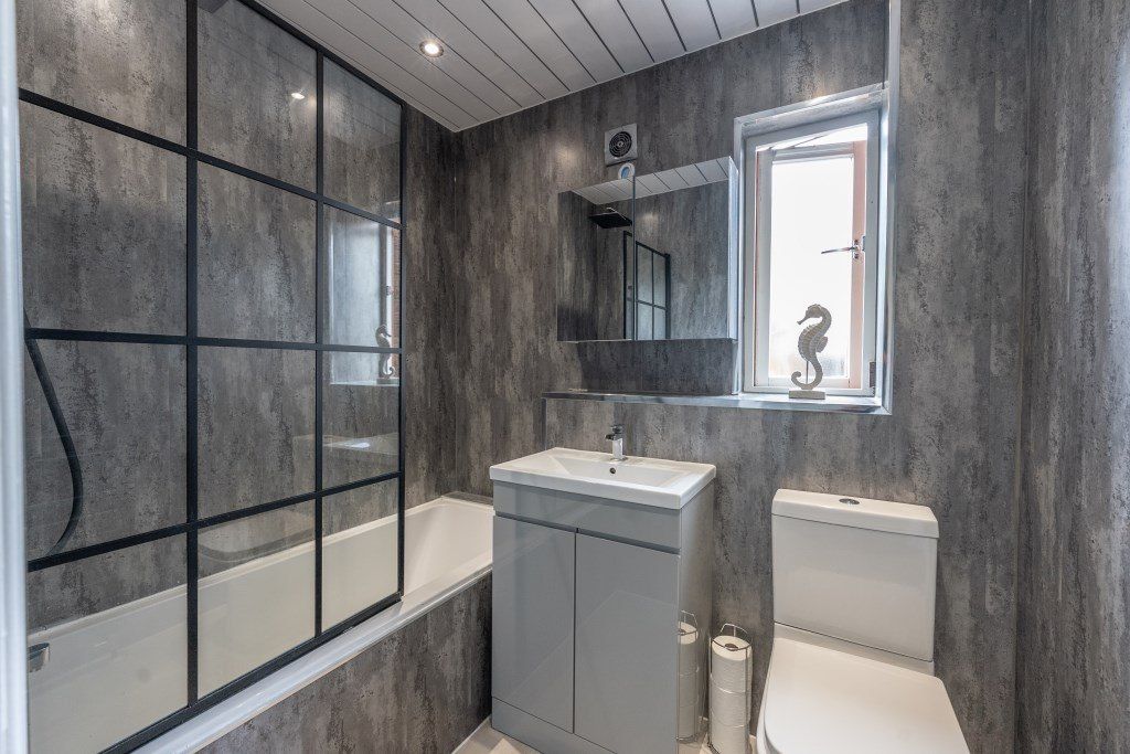 Additional image 14 of 2 bed flat for saleKingston Avenue, Uddingston G71