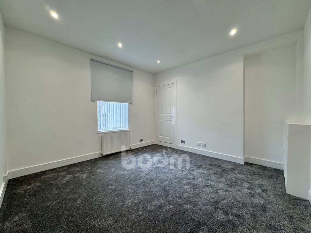 Additional image 5 of 1 bed flat for saleFlat 0/1 13 Mains Road, Beith KA15
