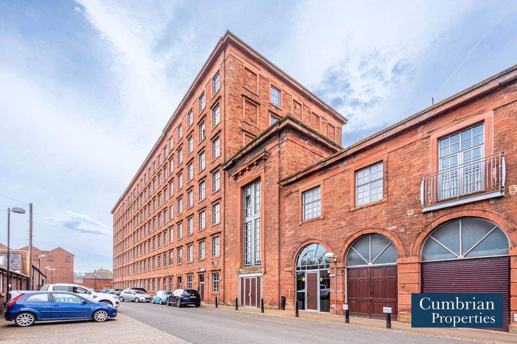 2 bed flat for saleWest Block, Shaddongate, Carlisle CA2