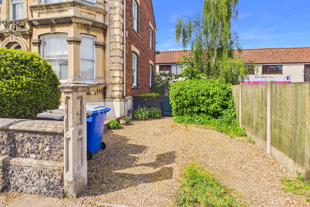 Additional image 25 of 5 bed semi-detached house for saleStation Road, Beccles NR34