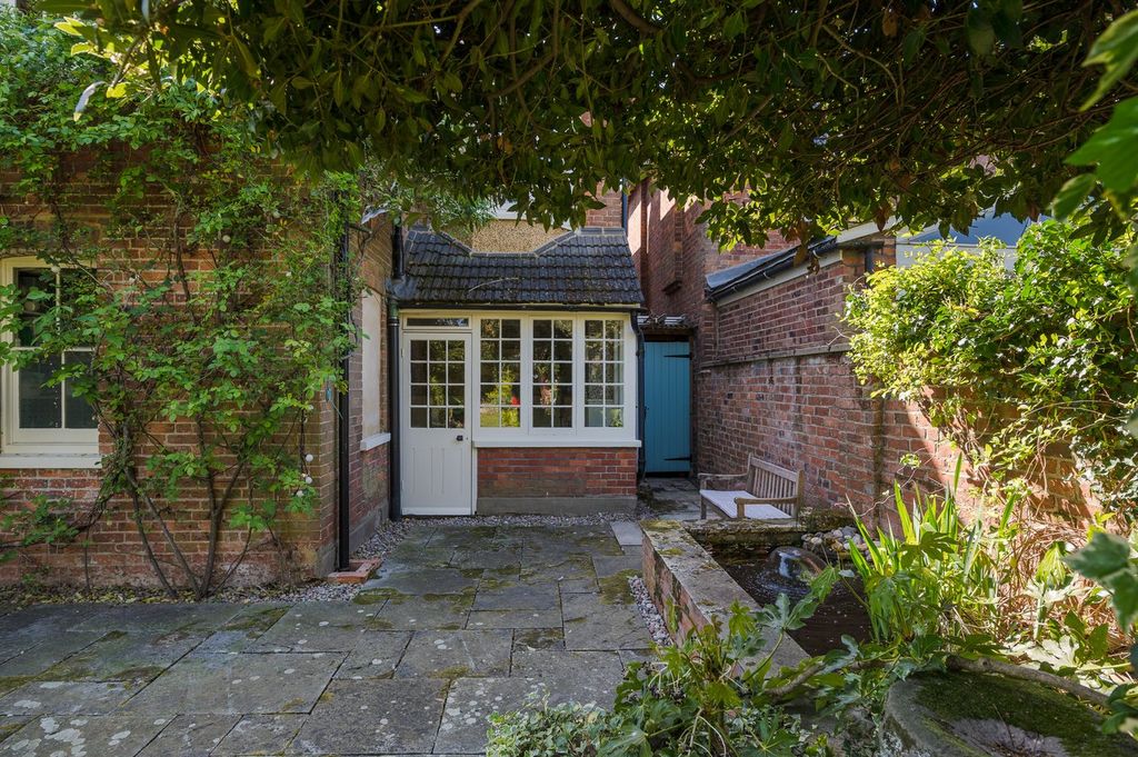 Additional image 35 of 5 bed detached house for saleChaucer Road, Bedford MK40