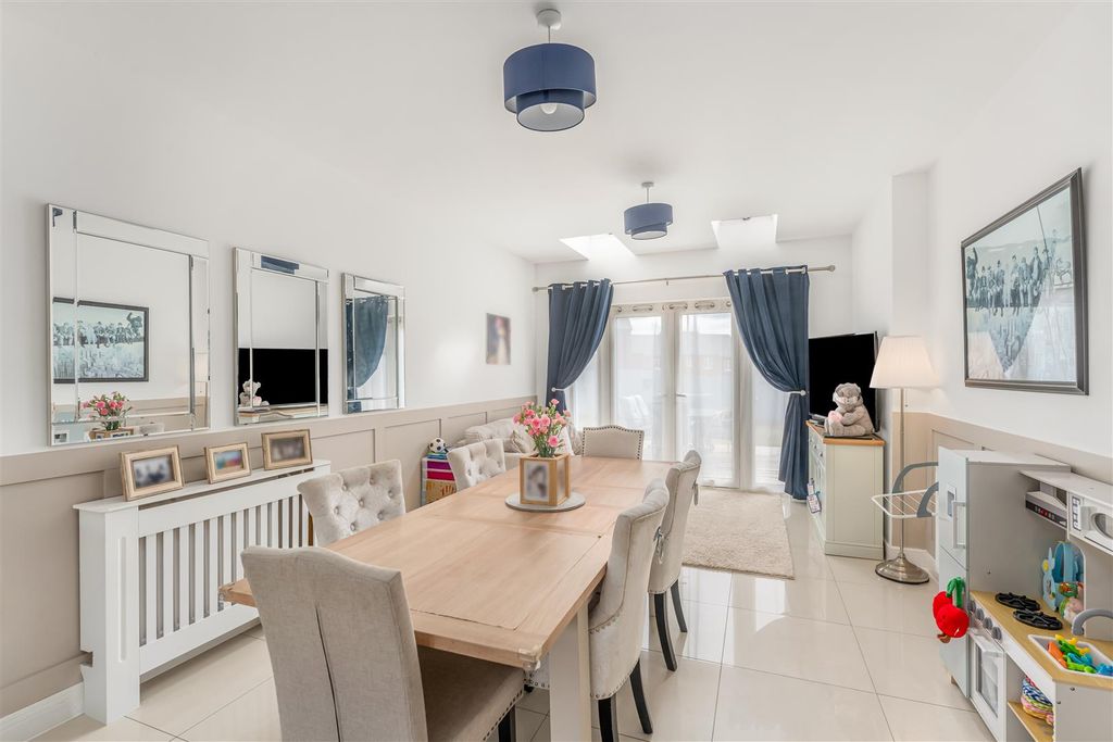 Additional image 5 of 4 bed detached house for saleThenford Way, Banbury OX16
