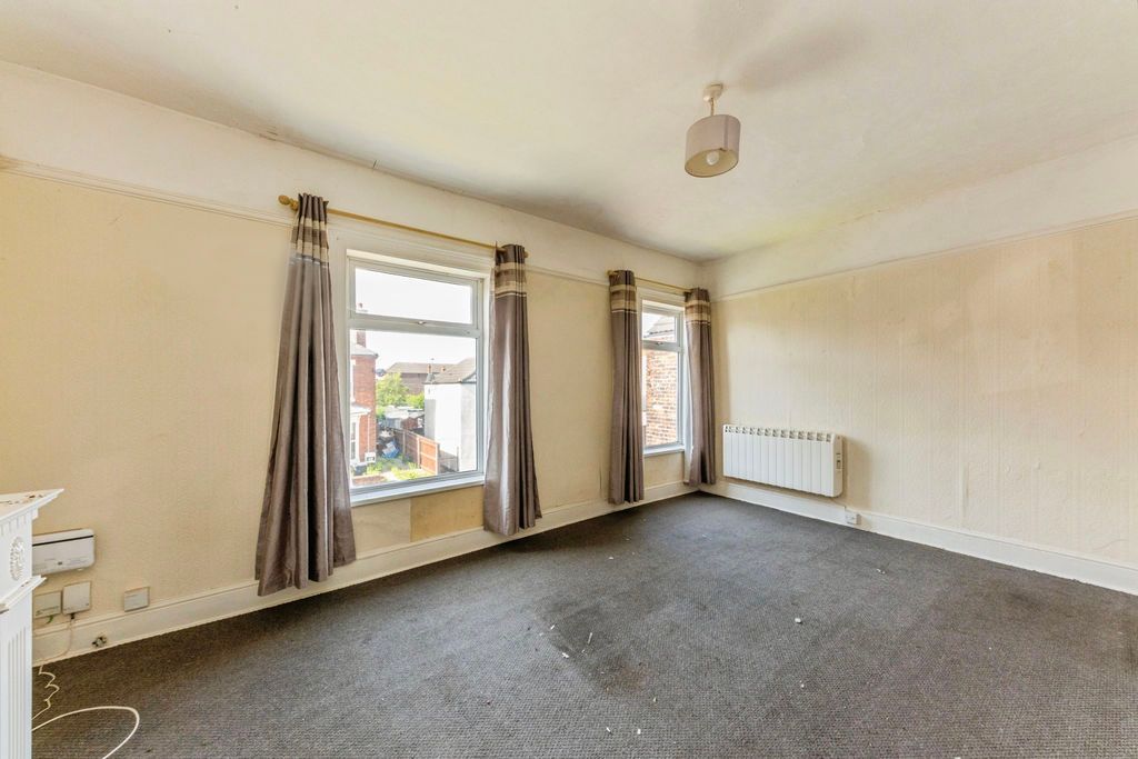 Additional image 9 of 2 bed flat for saleAlgernon Street, Grimsby DN32