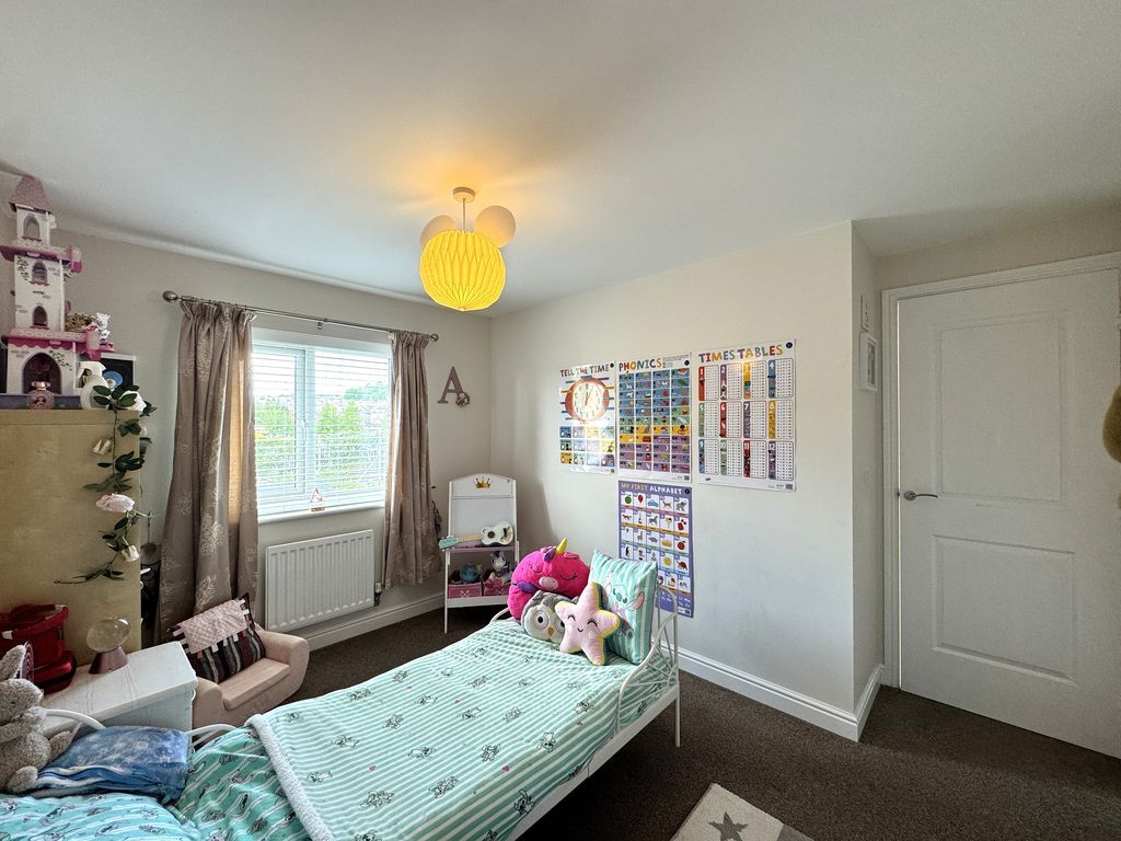 Additional image 21 of 3 bed semi-detached house for saleKings Acre, Fields Park Road, Newport NP20