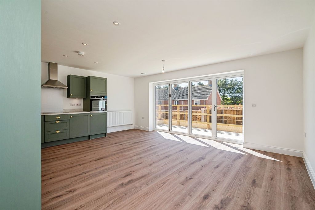 Additional image 6 of 2 bed detached bungalow for saleJubilee Way, Holton, Halesworth IP19