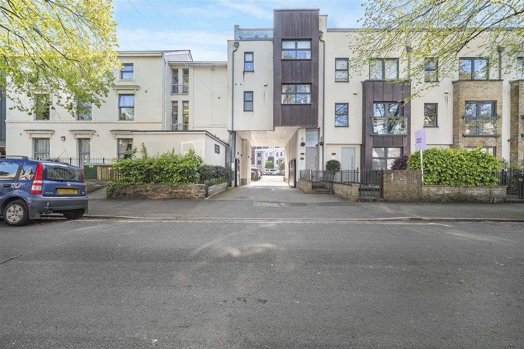 Additional image 6 of 4 bed town house for saleConway Road, Pontcanna, Cardiff CF11