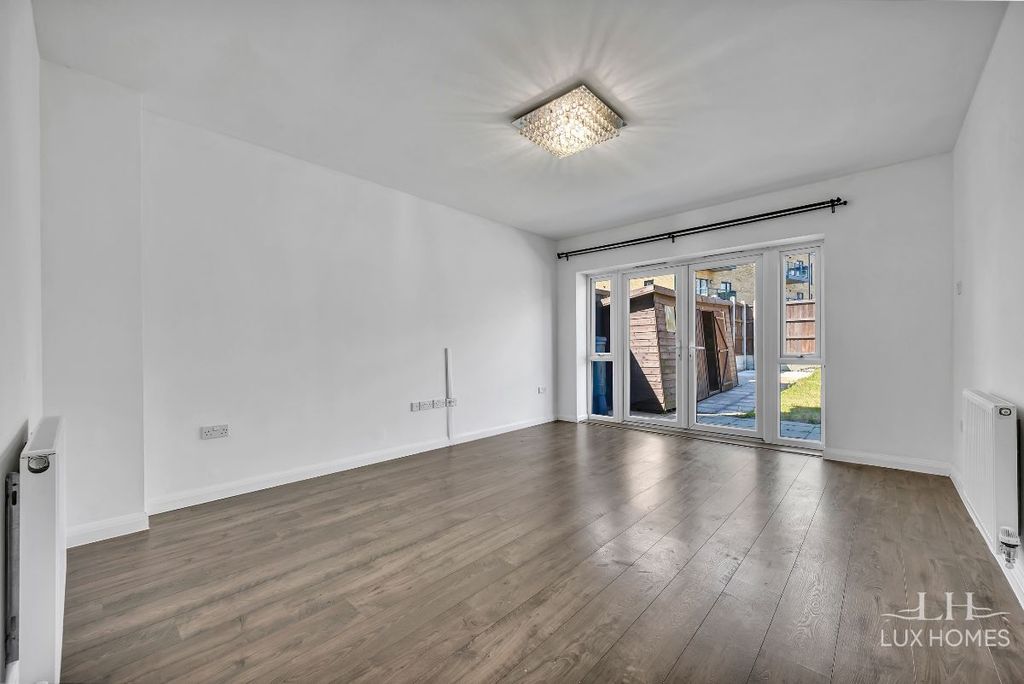 Additional image 7 of 5 bed detached house for salePinnacle Hill, Bexleyheath DA7