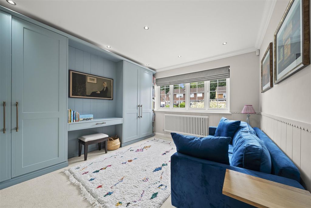 Additional image 16 of 4 bed semi-detached house for saleManor House Gardens, Abbots Langley WD5
