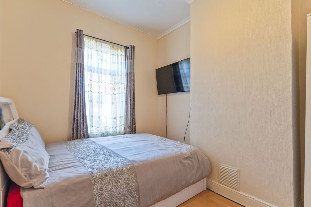 Additional image 10 of 3 bed terraced house for saleHoskins Street, Newport NP20