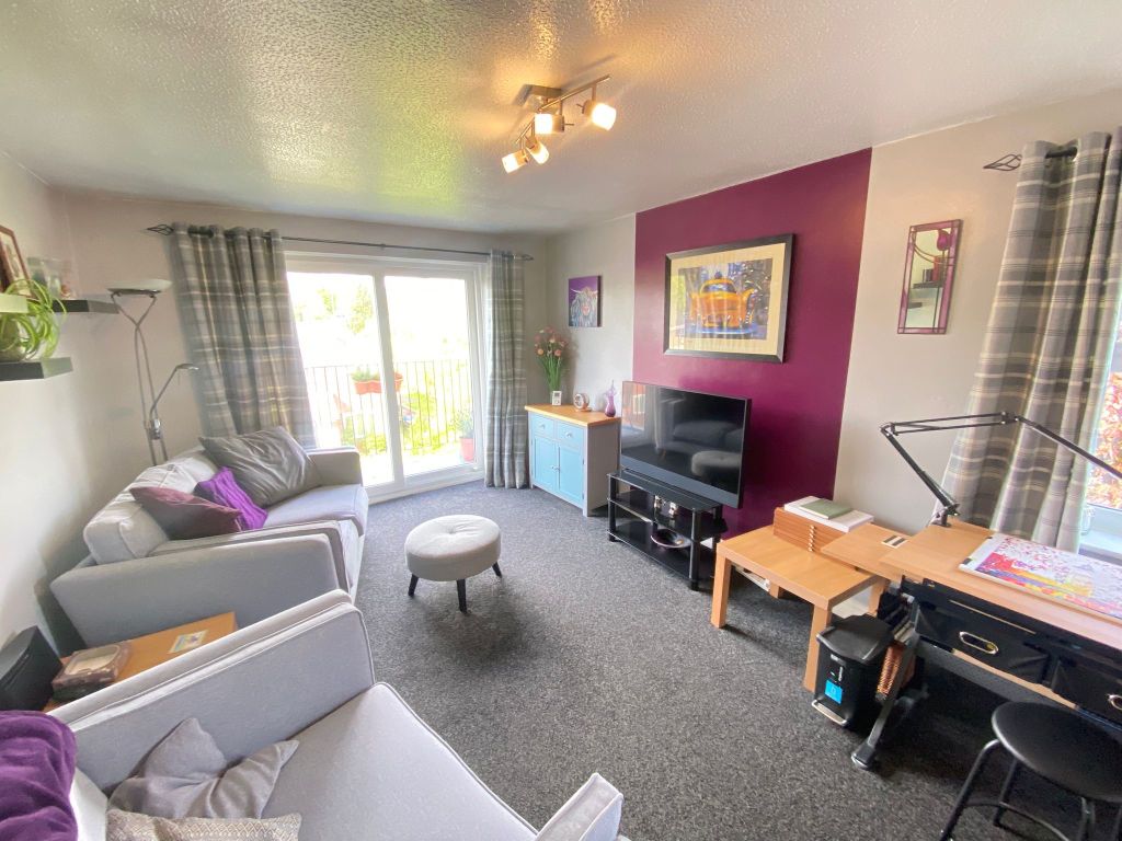 1 bed flat for saleCanalside, Blackburn BB1 photo 2