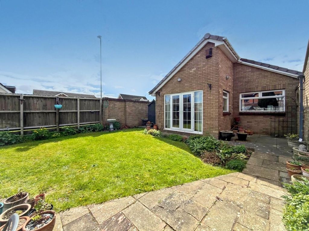 2 bed detached bungalow for saleWolviston Mill Lane, Wolviston Court, Billingham TS22 photo 3