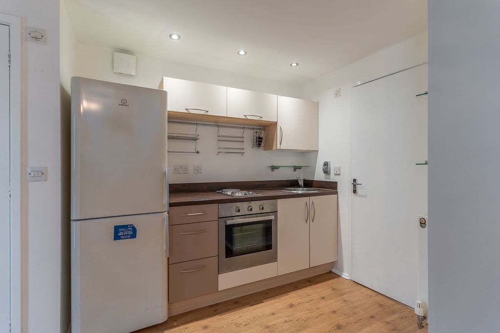 Additional image 2 of 1 bed flat for saleAriel Reach, Newport NP20
