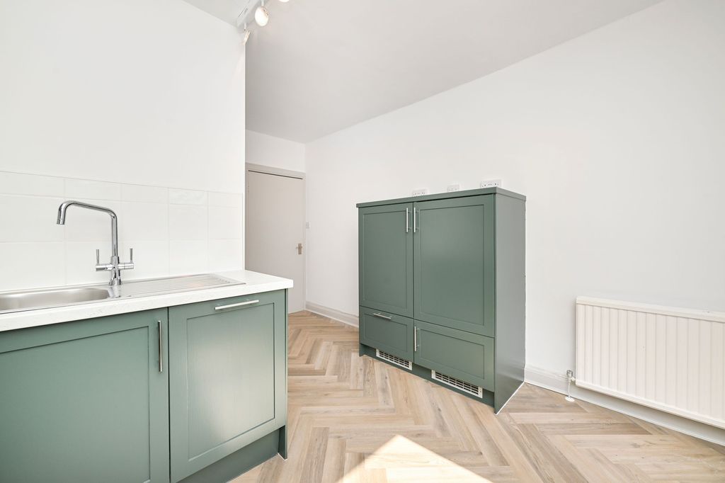 Additional image 12 of 2 bed flat for saleDreghorn Loan, Edinburgh EH13