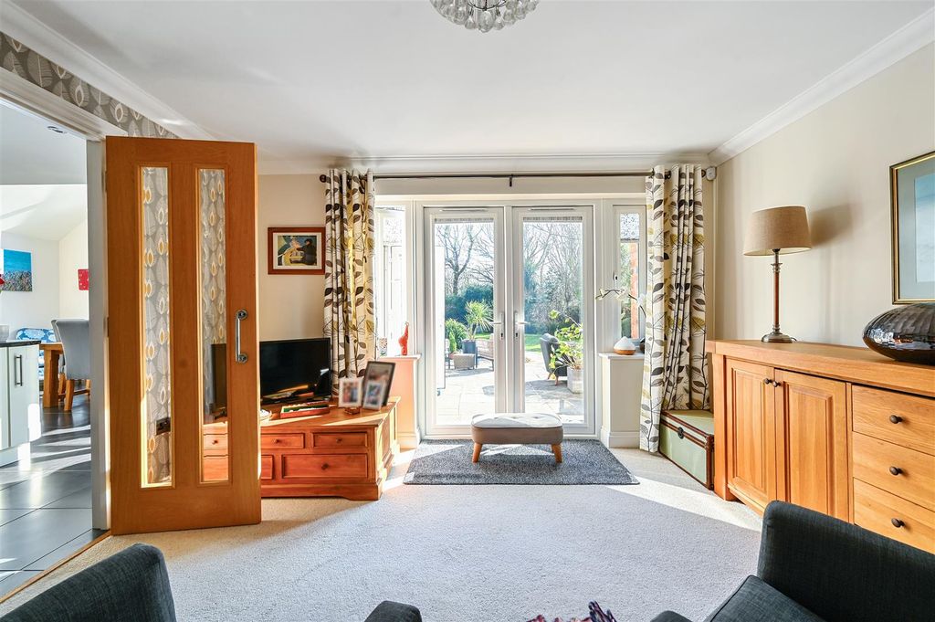 Additional image 16 of 4 bed detached house for saleClavering Walk, Cooden, Bexhill-On-Sea TN39