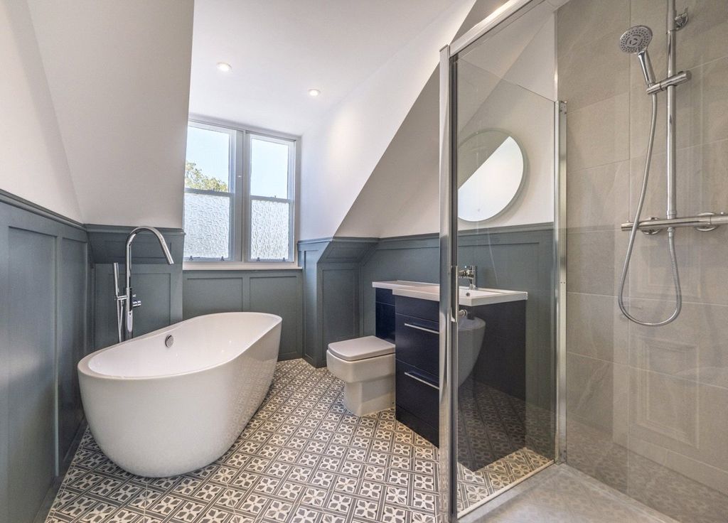 Additional image 10 of 5 bed end terrace house for sale55 Carden Place, Aberdeen AB10