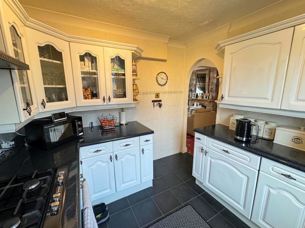Additional image 6 of 3 bed semi-detached house for saleHallfieldgate Lane, Shirland DE55