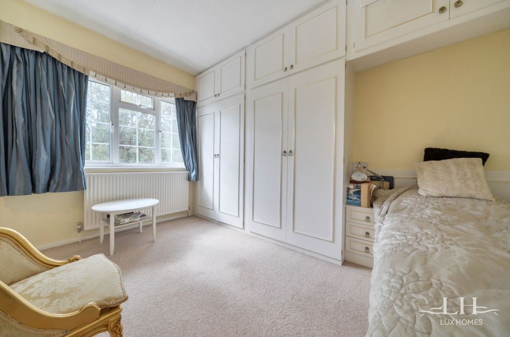 Additional image 20 of 4 bed detached house for saleNelmes Road, Emerson Park RM11