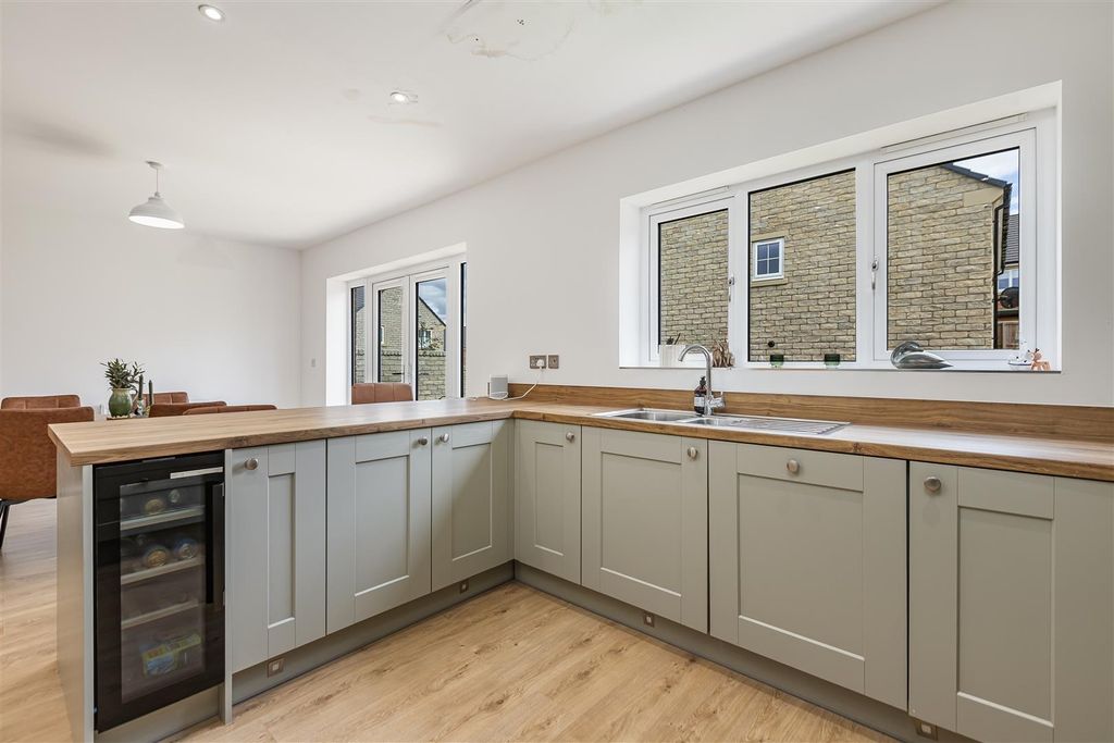 Additional image 16 of 5 bed detached house for saleMerlin Drive, Barnard Castle DL12