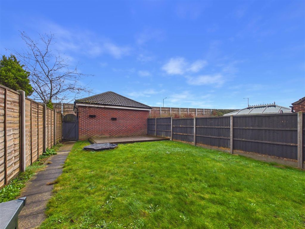 Additional image 4 of 4 bed semi-detached house for saleSandringham Road, Brough HU15