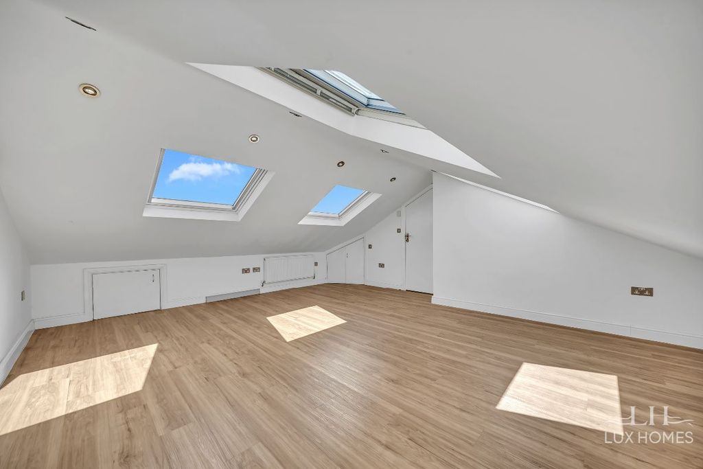 Additional image 13 of 5 bed detached house for salePinnacle Hill, Bexleyheath DA7