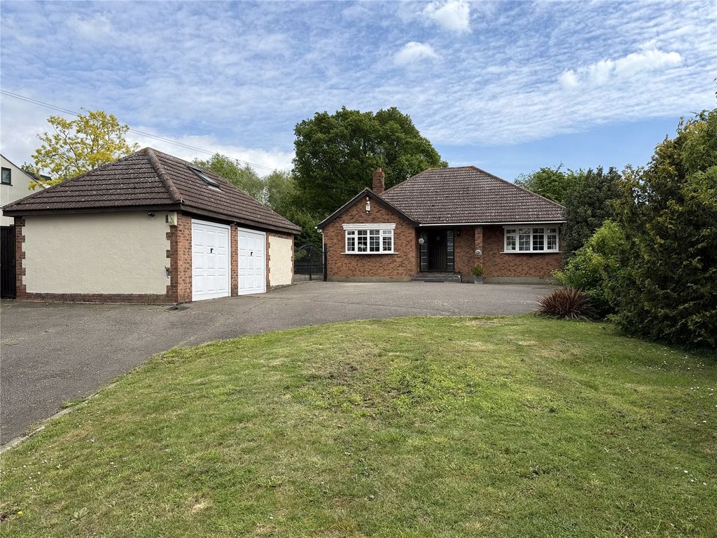 4 bed equestrian for saleLower Dunton Road, Horndon On The Hill, Stanford-Le-Hope, Essex SS17