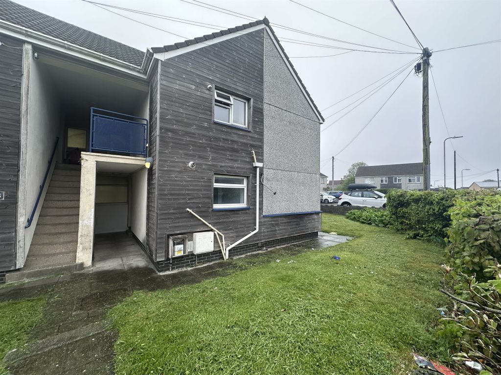 Additional image 10 of 3 bed flat for saleHeol Frank, Penlan, Swansea SA5