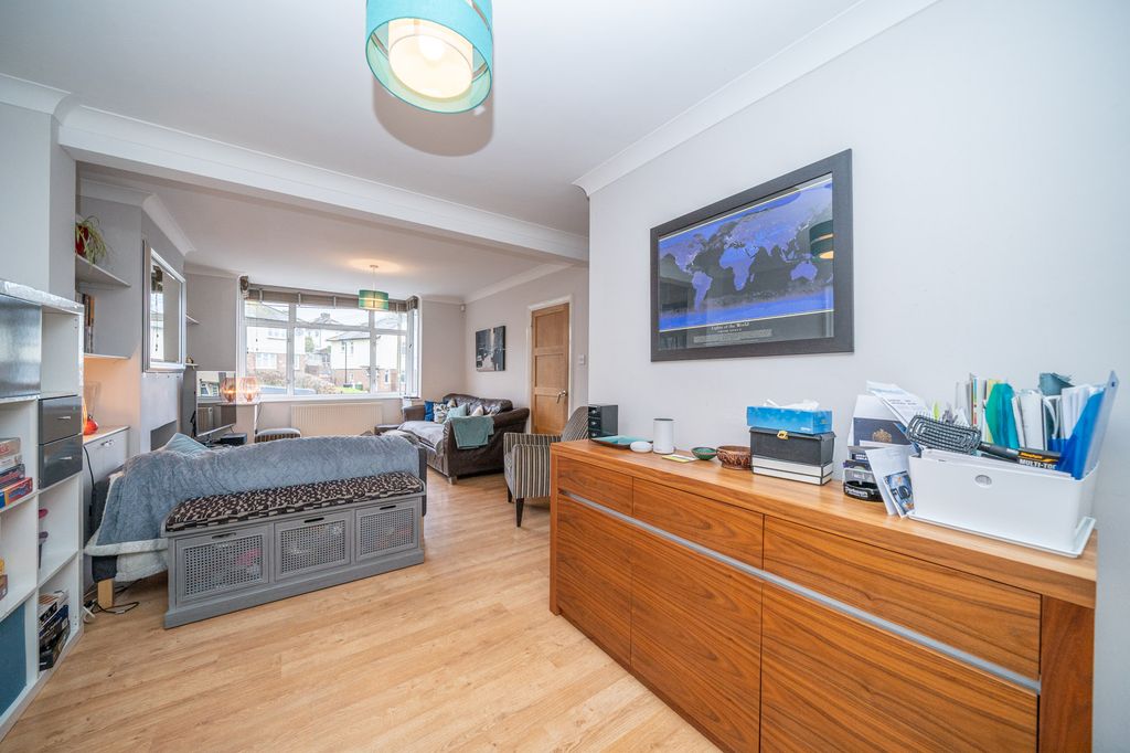 Additional image 6 of 4 bed semi-detached house for saleWoodlands Avenue, Berkhamsted HP4