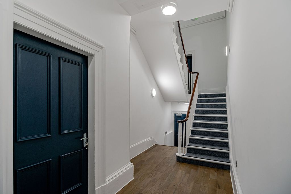 Additional image 14 of 2 bed flat for saleApartment 1, 16 Victoria Place, Carlisle CA1
