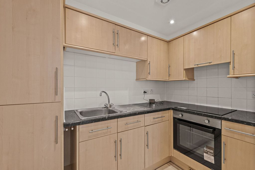 Additional image 10 of 2 bed flat for saleHunter Street, Auchterarder PH3