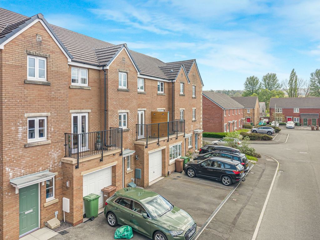 Additional image 2 of 4 bed terraced house for saleMeadowland Close, Caerphilly CF83