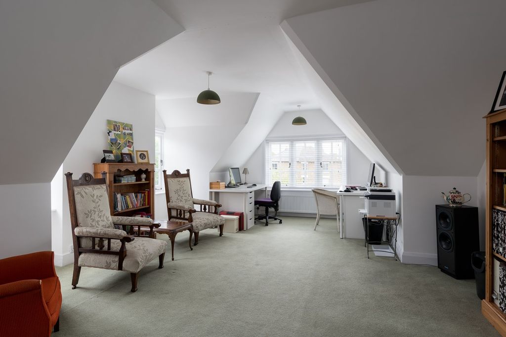 Additional image 26 of 7 bed detached house for saleKimbolton Road, Bedford MK40