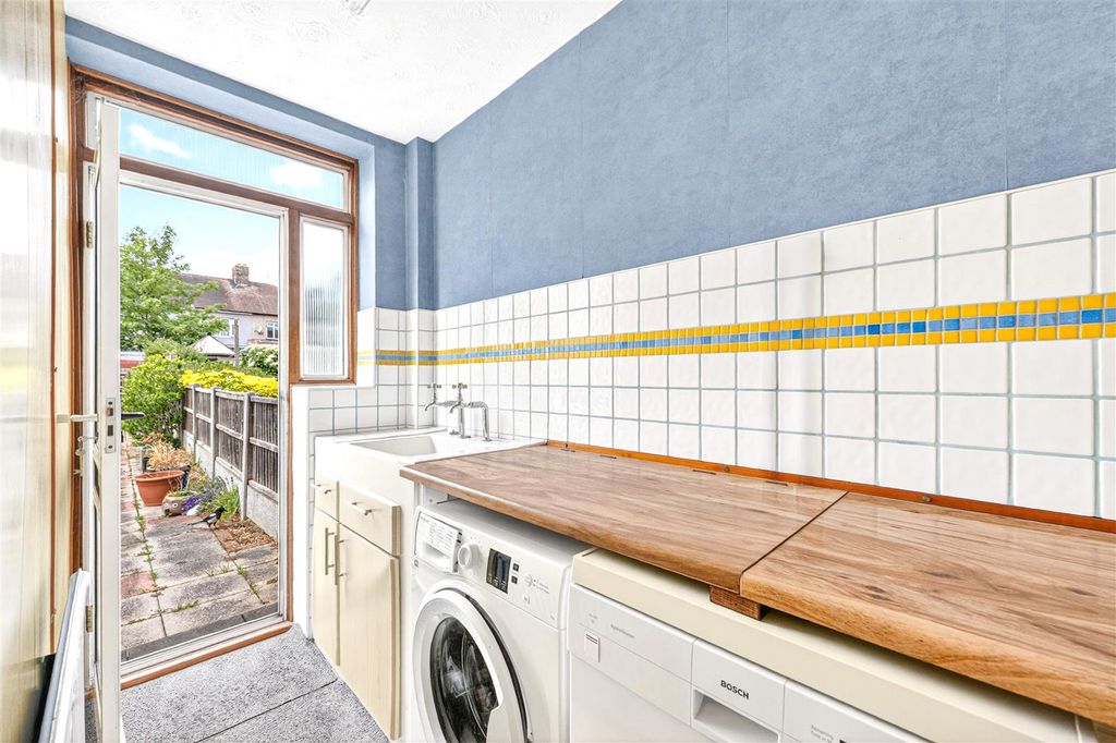 Additional image 9 of 3 bed terraced house for saleSouthwold Drive, Barking IG11