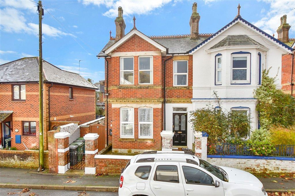 Additional image 4 of 2 bed maisonette for saleCarter Street, Sandown, Isle Of Wight PO36