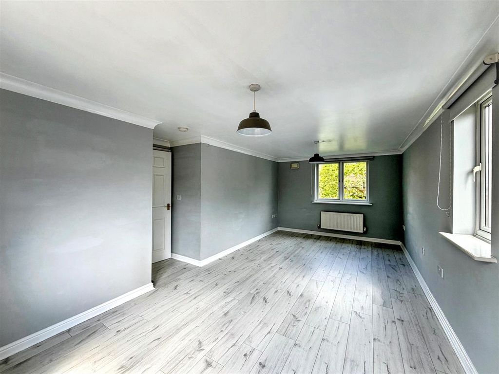 Additional image 6 of 2 bed flat for saleGolden Mile View, Newport NP20