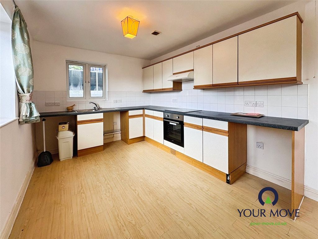 2 bed flat for saleSleaths Yard, Bedworth, Warwickshire CV12 photo 3