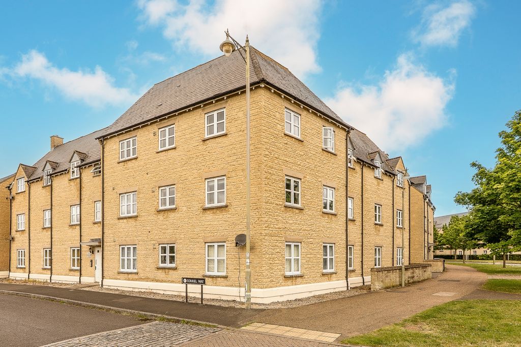 Additional image 14 of 2 bed flat for saleHeyford House, 65 Trefoil Way, Carterton, Oxfordshire OX18