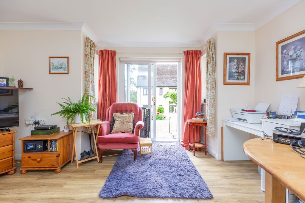 Additional image 3 of 2 bed flat for saleKing Edmund Court, Gillingham SP8