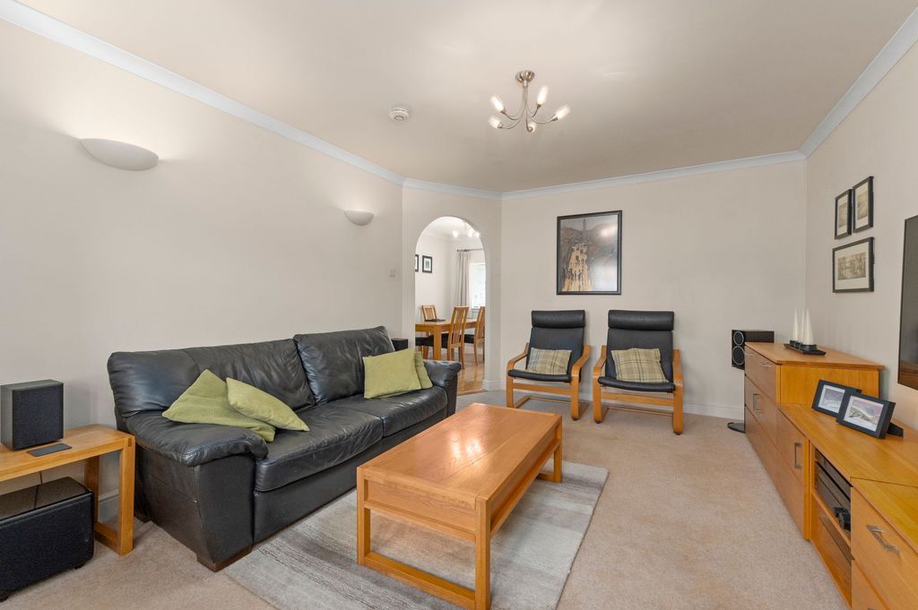 2 bed flat for saleThe Maltings, Linlithgow EH49 photo 2