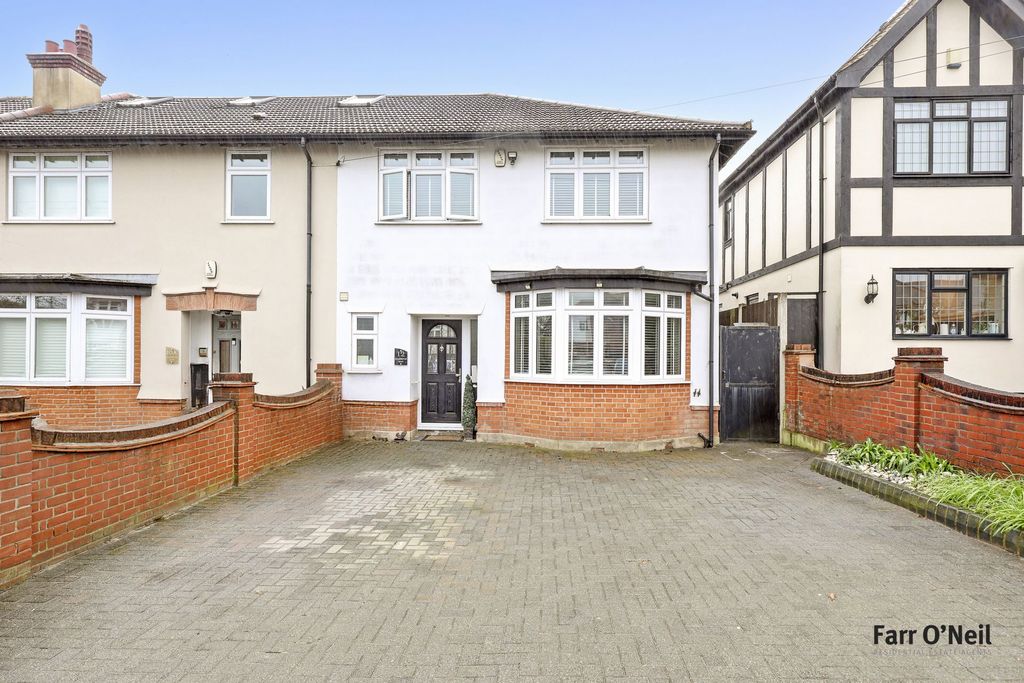 Additional image 26 of 3 bed end terrace house for salePalmerston Road, Buckhurst Hill IG9