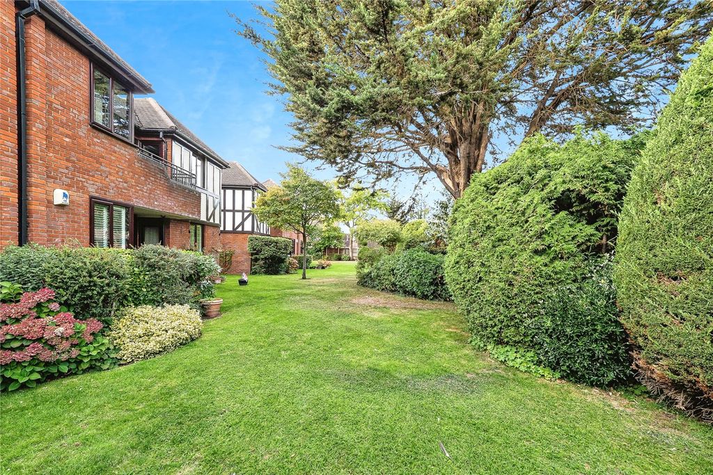 Additional image 21 of 2 bed flat for saleRidgemont Place, Parkstone Avenue, Hornchurch, Essex RM11