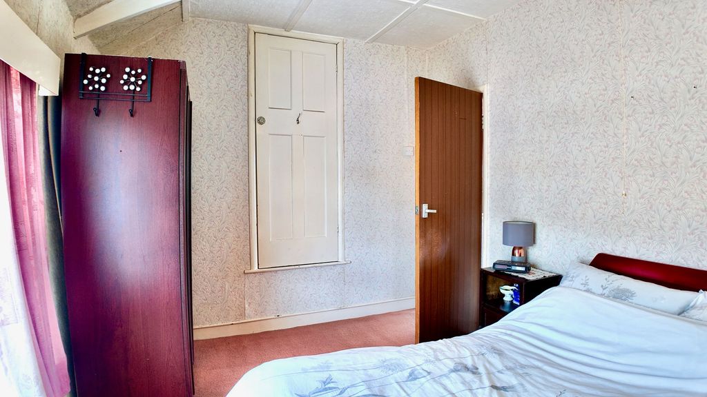 Additional image 5 of 3 bed terraced house for saleFflorens Road, Newbridge NP11