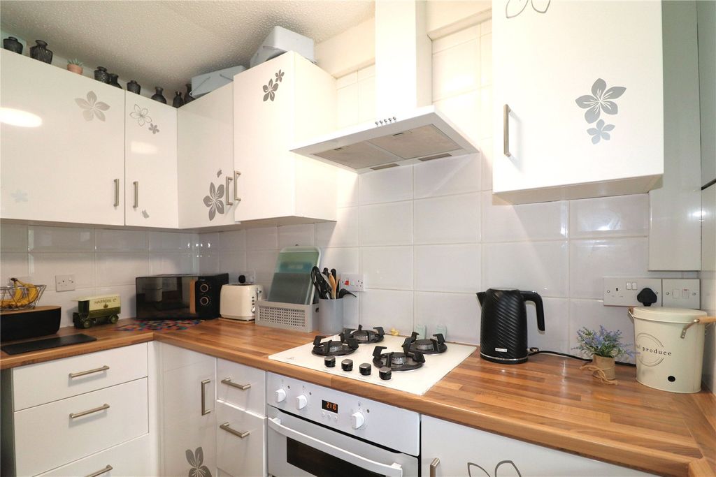 Additional image 2 of 2 bed end terrace house for saleWoking, Surrey GU21