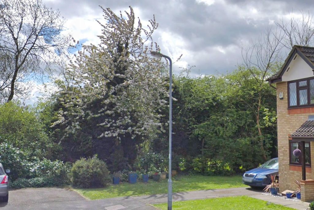 Additional image 4 of Land for saleLand At, Hill Farm Avenue, Abbots Langley, Watford WD50Dg WD5
