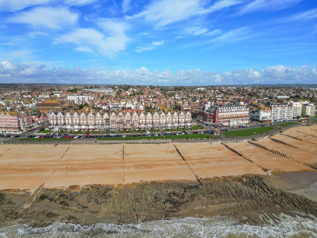 Additional image 18 of 4 bed flat for saleKnole Road, Bexhill-On-Sea TN40