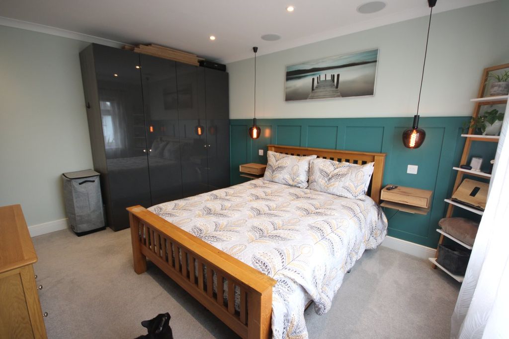Additional image 14 of 2 bed flat for saleElizabeth Close, St Brelade JE3